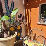 Jardins D'ailleurs Avec Piscine Et Terrasse Alloggio in famiglia *